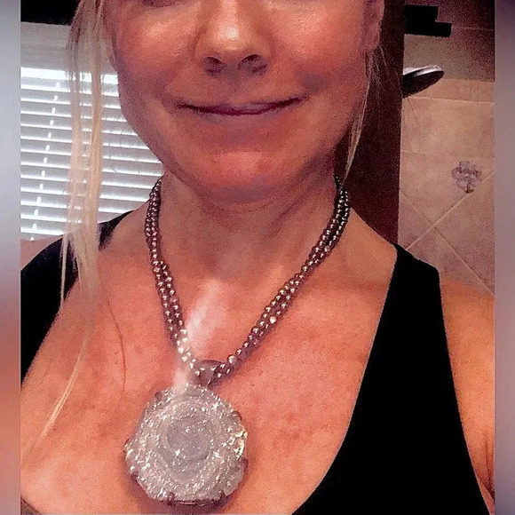 Gorgeous Vintage Necklaces Choose One or Bundle and Save - Picture 9 of 14